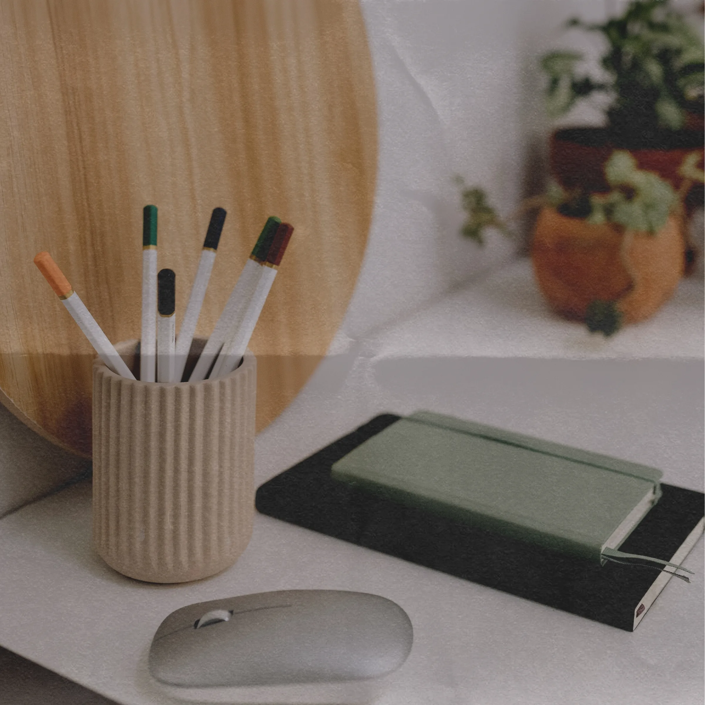 Dicas simples para organizar seu local de trabalho ou estudo